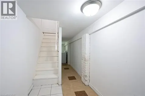188 Wellington Street North Hamilton ON L8L 5A5