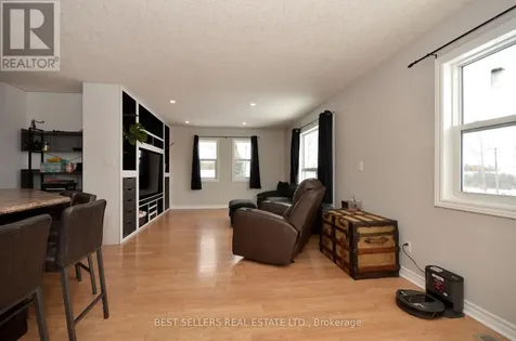 160 Elora Street West Mapleton ON N0G 2K0
