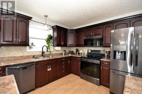 160 Elora Street West Mapleton ON N0G 2K0