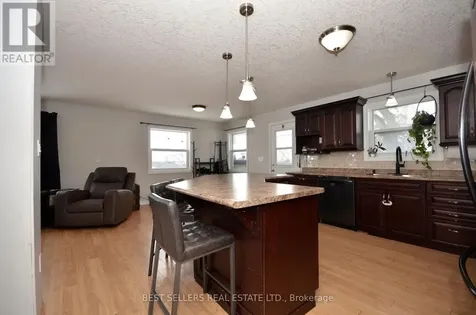 160 Elora Street West Mapleton ON N0G 2K0
