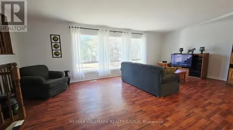4318 Stonecrest Road Ottawa ON K0A 3M0