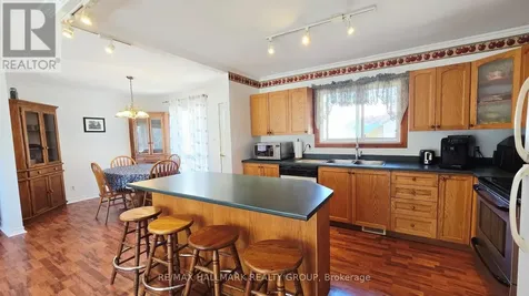 4318 Stonecrest Road Ottawa ON K0A 3M0