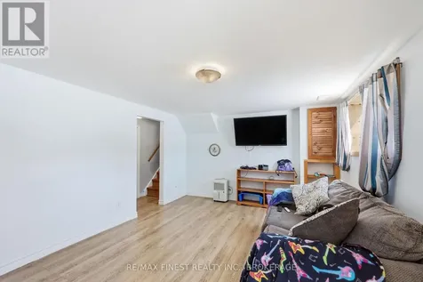 676 Laurier Boulevard Brockville ON K6V 5X8