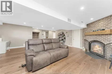 719 Helena Crescent Belle River ON N8L 0P7