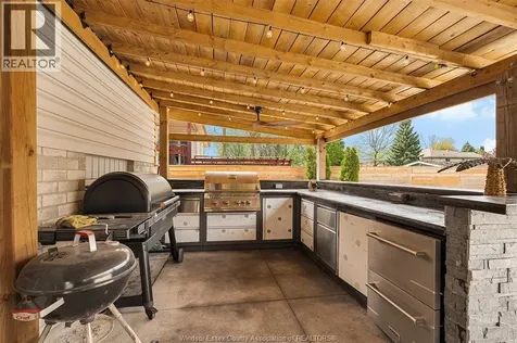 719 Helena Crescent Belle River ON N8L 0P7