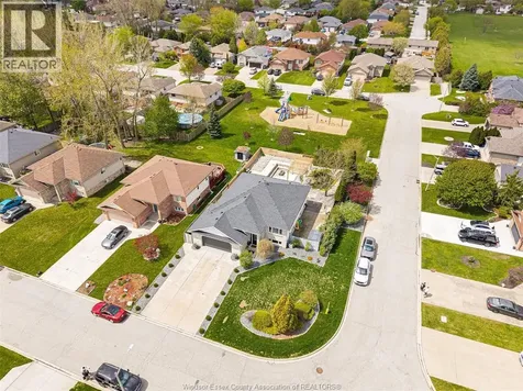 719 Helena Crescent Belle River ON N8L 0P7