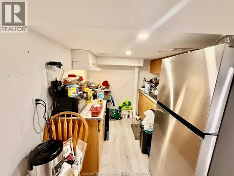 1127 Josephine Avenue Windsor ON N9B 2L6