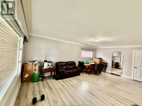 1127 Josephine Avenue Windsor ON N9B 2L6