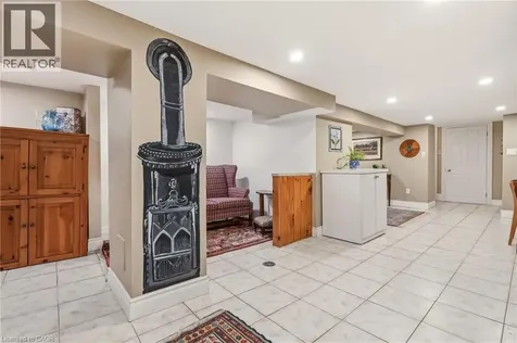 2116 Caroline Street Burlington ON L7R 1L8