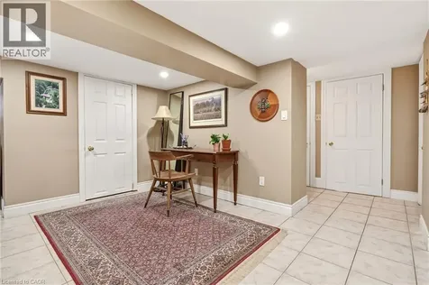 2116 Caroline Street Burlington ON L7R 1L8