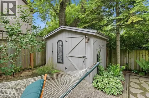 2116 Caroline Street Burlington ON L7R 1L8