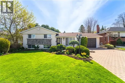 3 Donata Drive Mississauga ON L5M 1T2