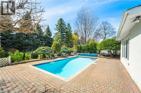 3 Donata Drive Mississauga ON L5M 1T2