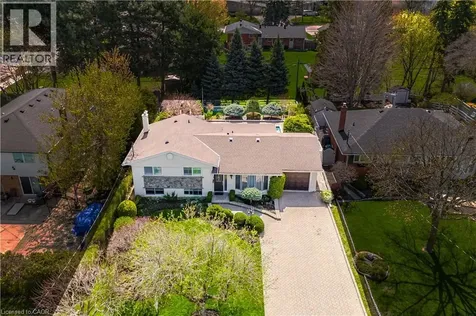 3 Donata Drive Mississauga ON L5M 1T2