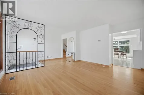 3 Donata Drive Mississauga ON L5M 1T2