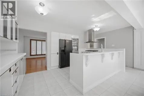 3 Donata Drive Mississauga ON L5M 1T2