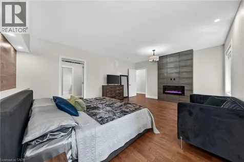 25 Macville Avenue Kitchener ON N2K 1T2