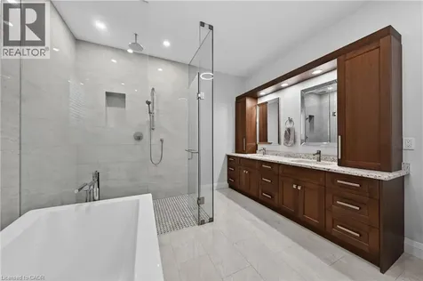 25 Macville Avenue Kitchener ON N2K 1T2