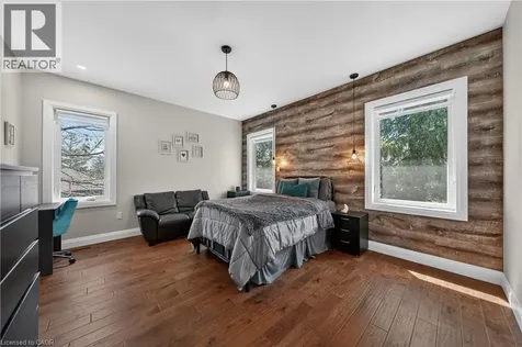 25 Macville Avenue Kitchener ON N2K 1T2