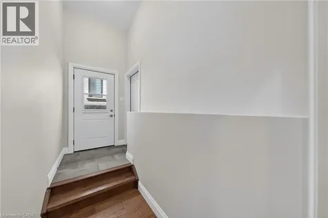 25 Macville Avenue Kitchener ON N2K 1T2