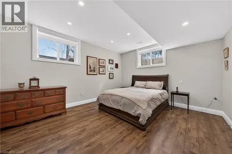 25 Macville Avenue Kitchener ON N2K 1T2