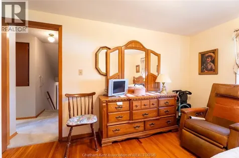 22 Pembroke Crescent Chatham ON N7L 2J4