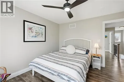3 Rembe Avenue Hamilton ON L8H 7G5