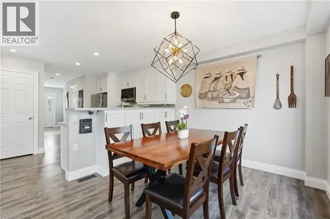3 Rembe Avenue Hamilton ON L8H 7G5