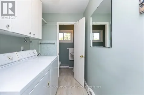 11 Jerrilynn Crescent Ottawa ON K2J 1H3