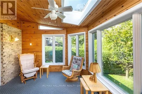 11 Jerrilynn Crescent Ottawa ON K2J 1H3