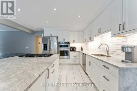 3 Nakota Way Ottawa ON K2J 4E9