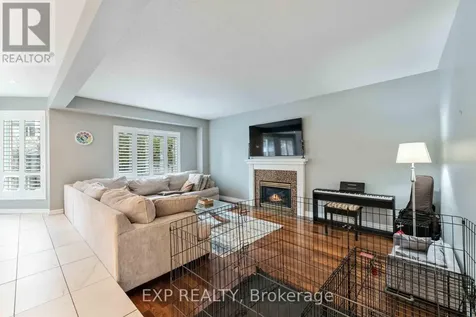 3 Nakota Way Ottawa ON K2J 4E9