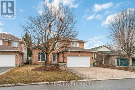 3 Nakota Way Ottawa ON K2J 4E9