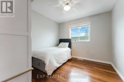 3 Nakota Way Ottawa ON K2J 4E9