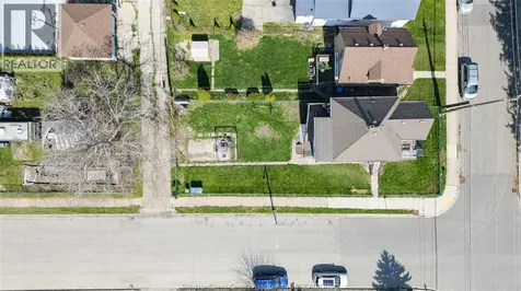 1104 Cataraqui Windsor ON N9A 3R1
