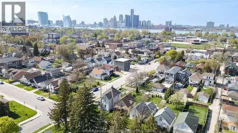 1104 Cataraqui Windsor ON N9A 3R1