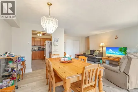 9 Bonheur Court Brantford ON N3P 1Z5