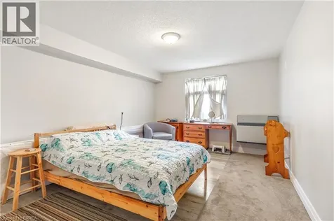 9 Bonheur Court Brantford ON N3P 1Z5