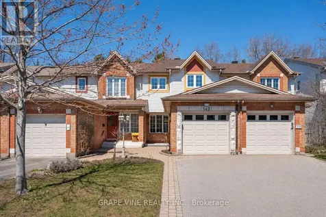 142 College Circle Ottawa ON K1K 4S1