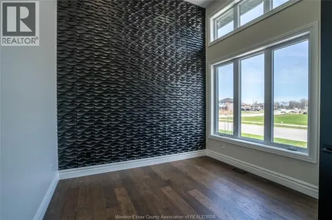 9 Cypress Pointe Leamington ON N8H 0C7