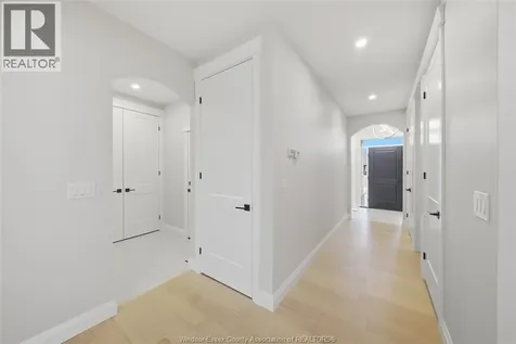 440 Caserta Crescent Lakeshore ON N0R 1A0