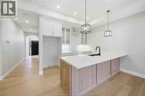 447 Caserta Crescent Lakeshore ON N0R 1A0