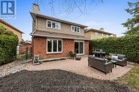 195 Walden Drive Ottawa ON K2K 2K7