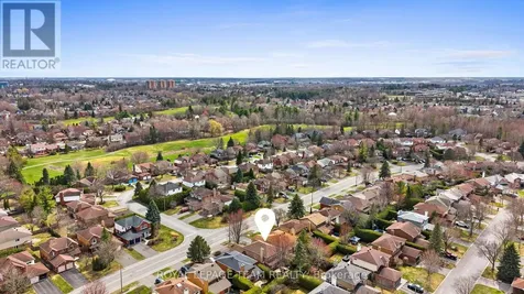195 Walden Drive Ottawa ON K2K 2K7