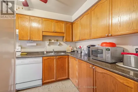 9 Bonheur Court Brantford ON N3P 1Z5