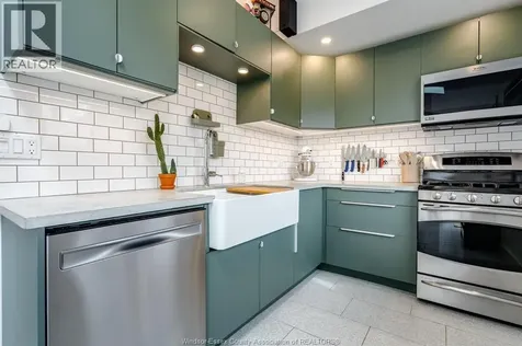 544 1st Boulevard Kingsville ON N9Y 3V8