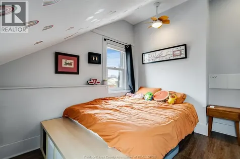 544 1st Boulevard Kingsville ON N9Y 3V8
