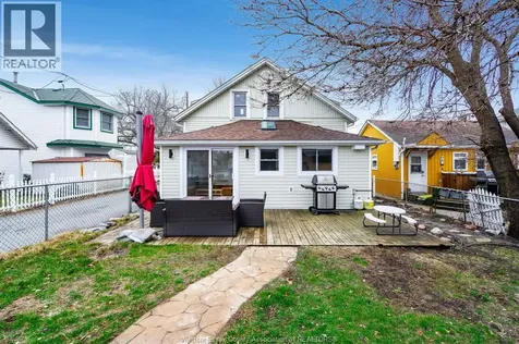544 1st Boulevard Kingsville ON N9Y 3V8