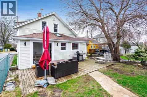 544 1st Boulevard Kingsville ON N9Y 3V8