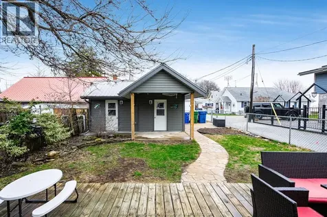 544 1st Boulevard Kingsville ON N9Y 3V8